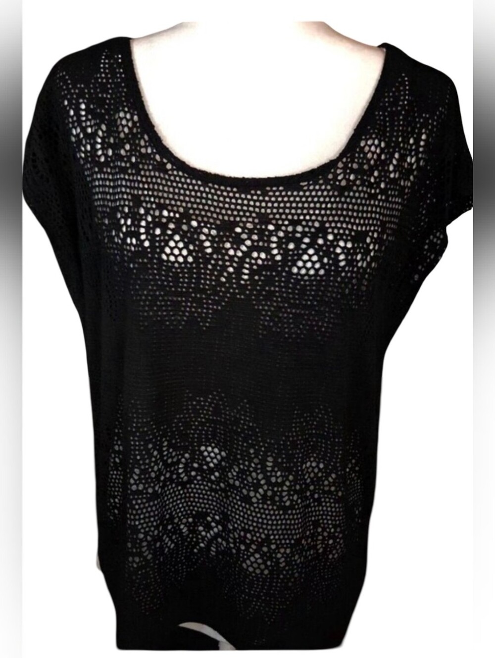 Chaus Sport Vintage Rich Black Crochet Open Knit Top with Attached Cami Small